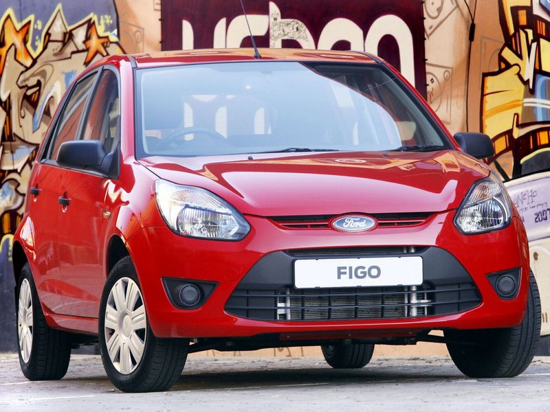 Ford Figo I، هاتشباك 5 أبواب — منظر أمامي