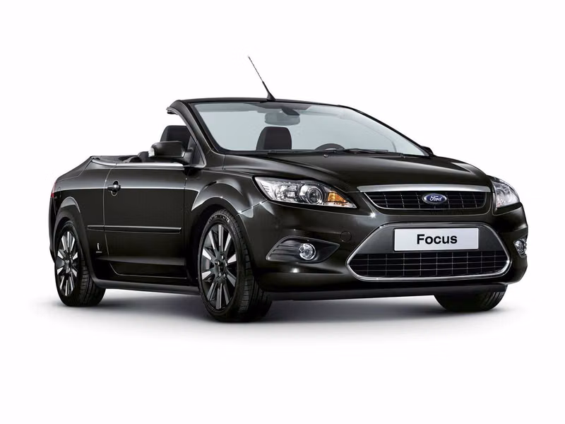 Ford Focus فيس ليفت الثاني، قابلة للتحويل — منظر أمامي أيمن
