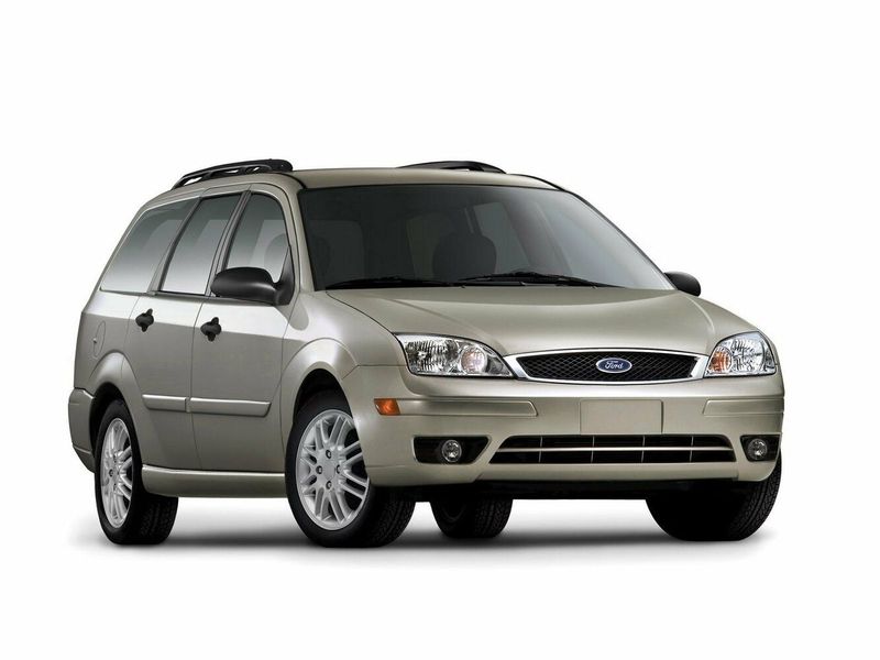 Ford Focus أنا فيس ليفت (أمريكا الشمالية)، واجون 5 أبواب — منظر أمامي