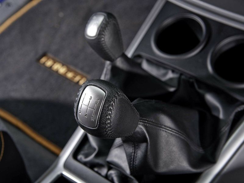 Ford Ranger فيس ليفت الثاني، بيك أب بكابينة مفردة Single Cab — محدد ناقل الحركة