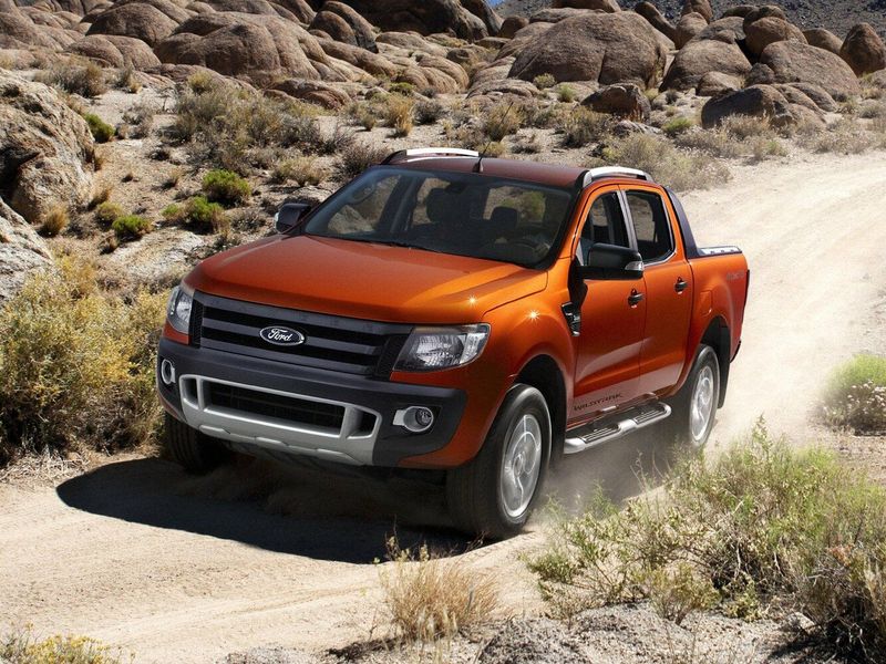 Ford Ranger T6، بيك أب بكابينة مزدوجة — منظر أمامي أيمن
