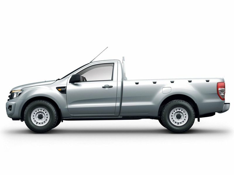 Ford Ranger T6، بيك أب بكابينة مفردة — منظر من الجانب الأيسر
