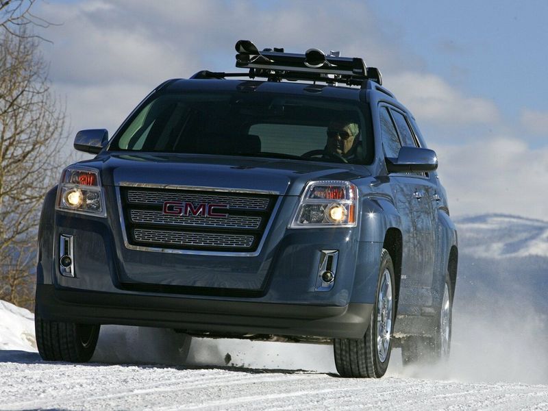 GMC Terrain I، دفع رباعي 5 أبواب — منظر أمامي أيسر