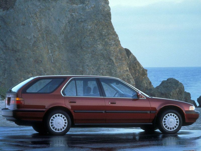 Honda Accord IV, Универсал 5 дв. — вид слева