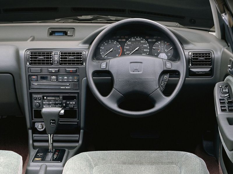 Honda Accord IV, Универсал 5 дв. — передняя панель