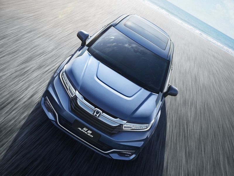 Honda Avancier II Рестайлинг, Внедорожник 5 дв. — вид спереди в три четверти