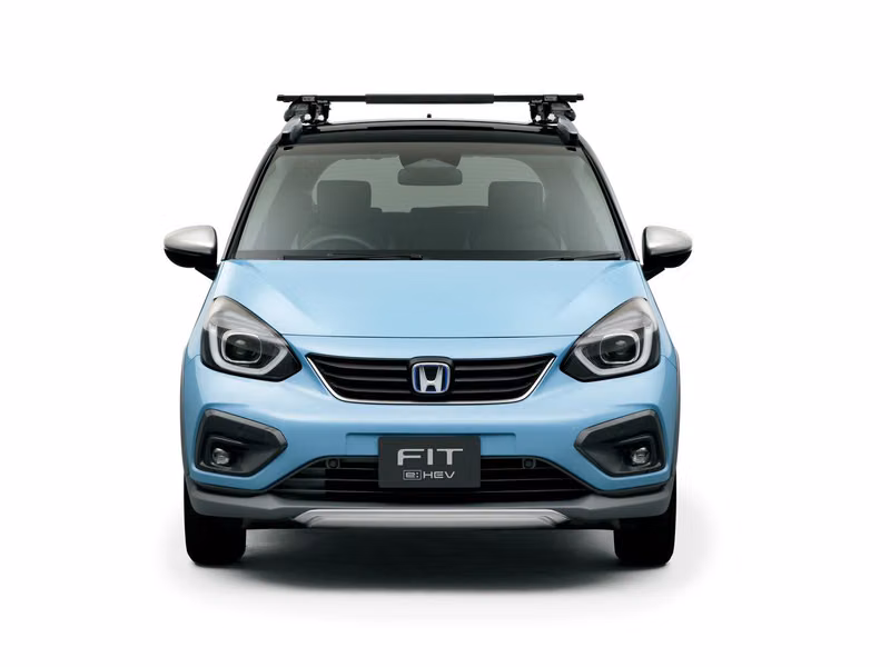 Honda Fit IV Рестайлинг, Хэтчбек 5 дв. Crosstar — вид спереди