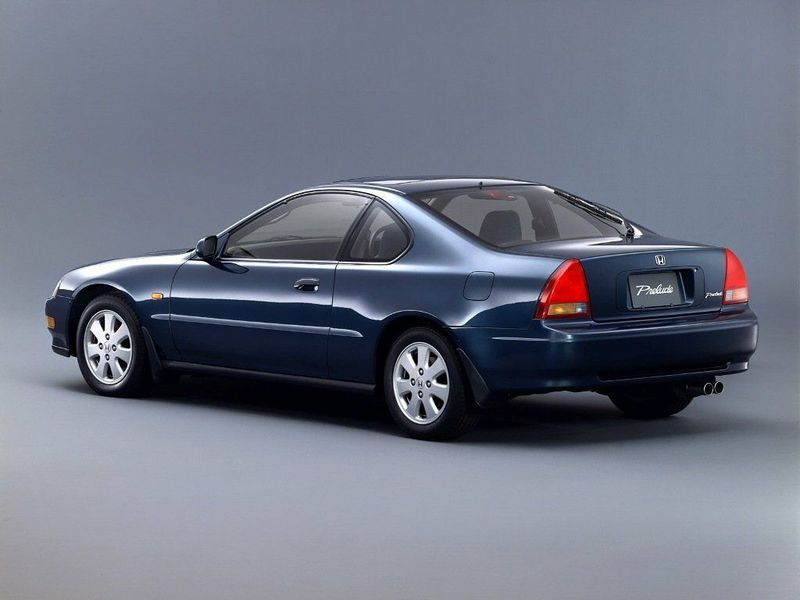 Honda Prelude IV, Купе — вид сзади слева