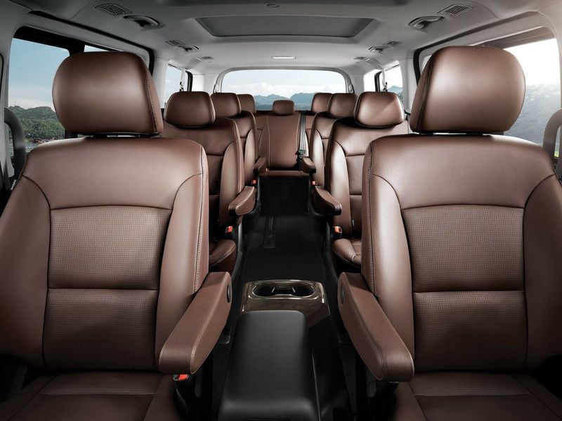Hyundai H-1 II (TQ) Рестайлинг 2, Минивэн — задние сиденья