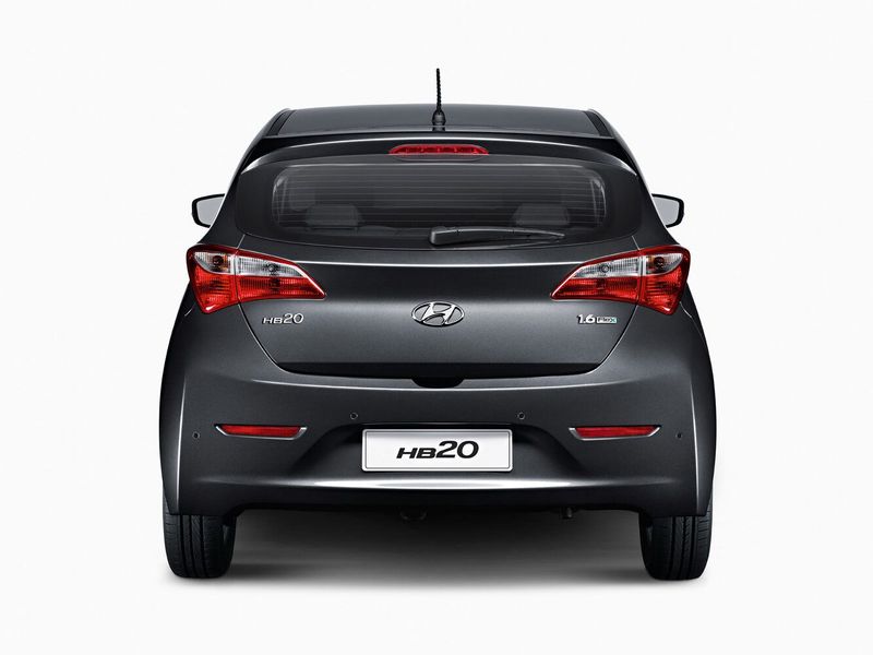Hyundai HB20 I, Хэтчбек 5 дв. — вид сзади