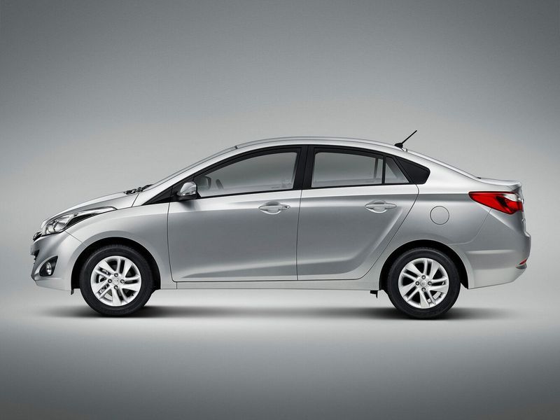 Hyundai HB20 I, Седан — вид слева