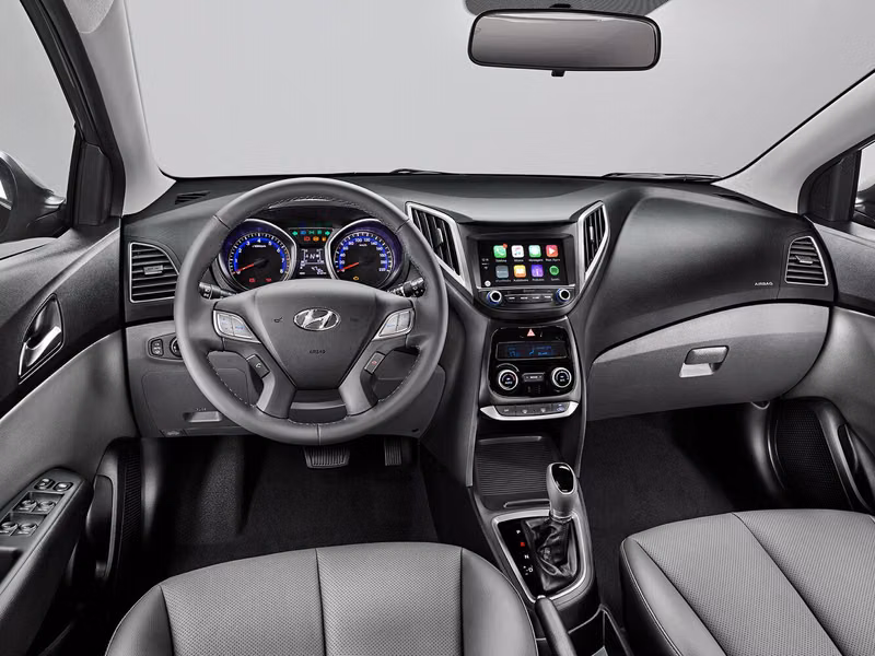Hyundai HB20 I Рестайлинг, Седан — место водителя