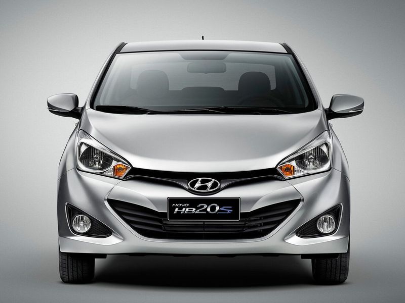 Hyundai HB20 I, Седан — вид спереди