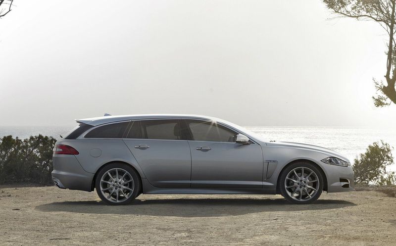 Jaguar XF I Рестайлинг, Универсал 5 дв. — вид справа