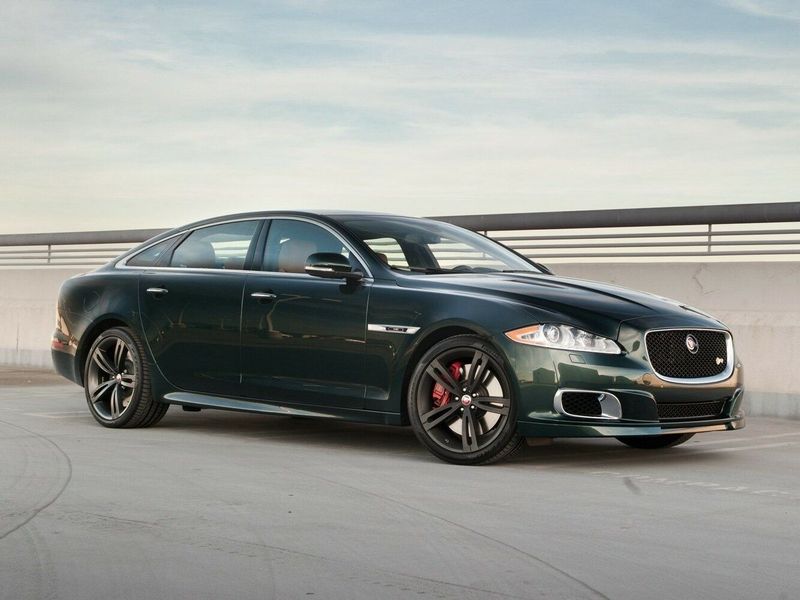 Jaguar XJR IV (X351), Седан Long — вид спереди справа