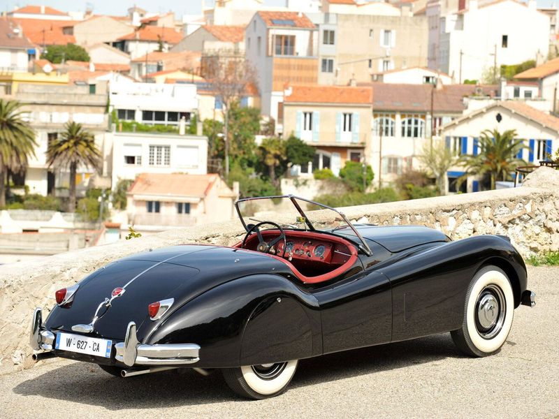 Jaguar XK XK140, Родстер — вид сзади слева