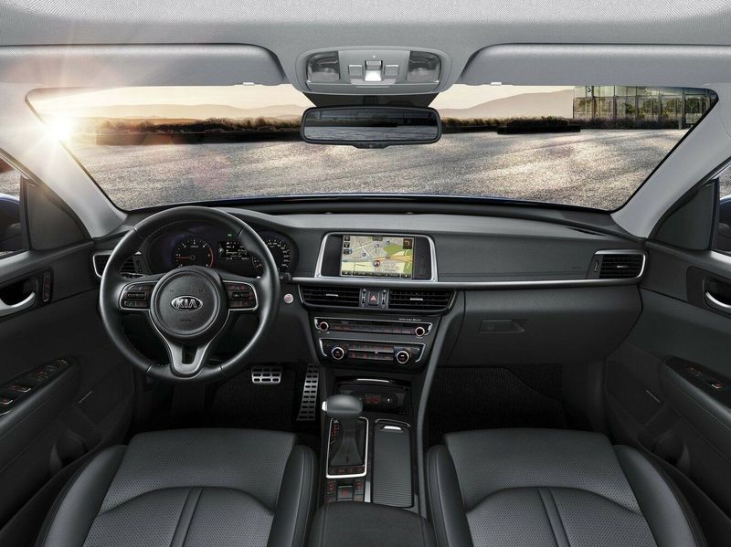 Kia K5 ثانياً، سيدان — لوحة القيادة