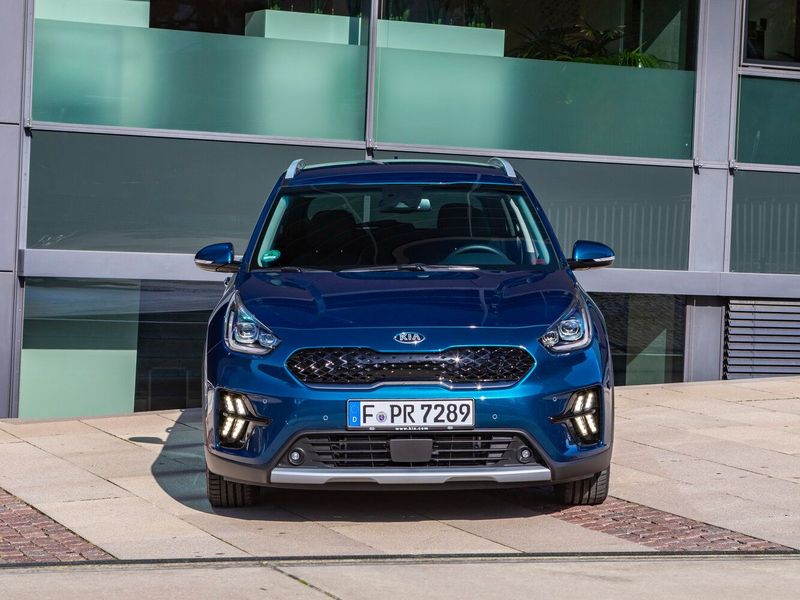 Kia Niro I Рестайлинг, Внедорожник 5 дв. — вид спереди