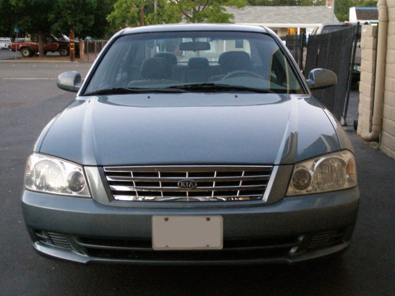 Kia Optima I، سيدان — منظر أمامي