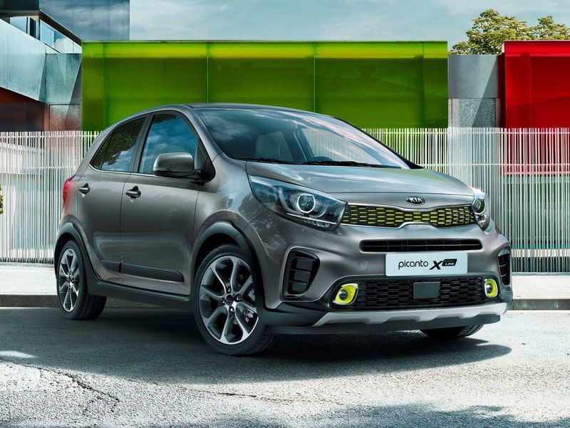 Kia Picanto ثالثاً، هاتشباك 5 أبواب X-line — منظر أمامي أيمن