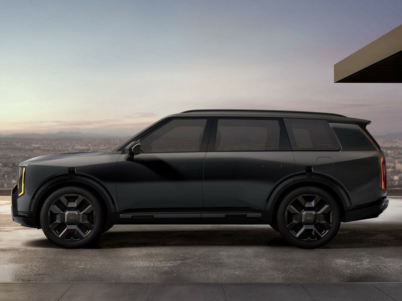 Kia Telluride II، دفع رباعي 5 أبواب — منظر من الجانب الأيسر