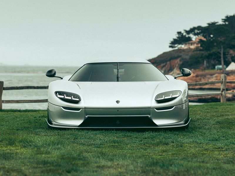 Koenigsegg CC850، تارغا — منظر أمامي