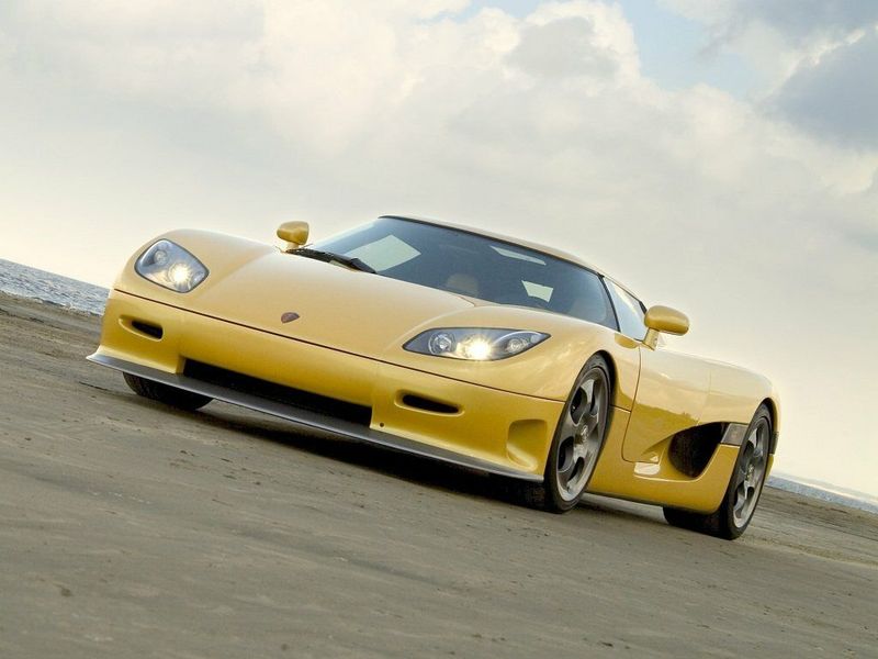 Koenigsegg CCR، كوبيه — منظر أمامي أيمن
