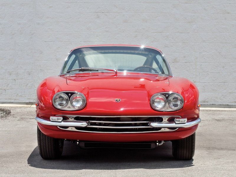 Lamborghini 350/400 GT، كوبيه 400 GT — منظر أمامي