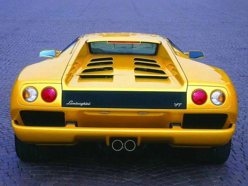 Lamborghini Diablo، كوبيه — منظر خلفي