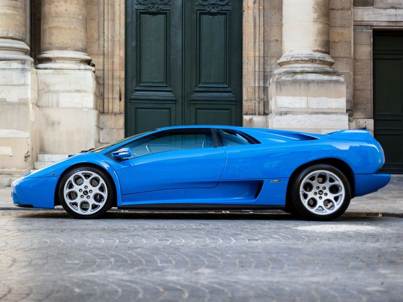 Lamborghini Diablo، كوبيه — منظر من الجانب الأيسر