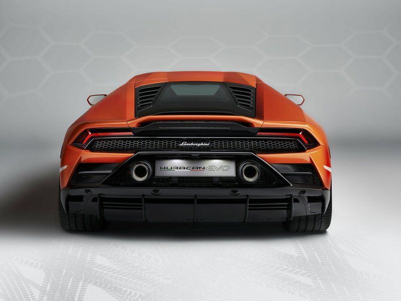 Lamborghini Huracán أنا فيس ليفت، كوبيه — منظر خلفي