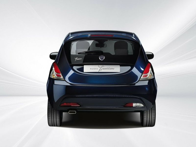 Lancia Ypsilon عملية فيس ليفت III (النوع 846)، هاتشباك 5 أبواب — منظر خلفي