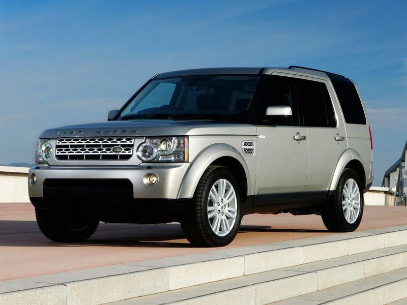 Land Rover Discovery IV, Внедорожник 5 дв. — вид спереди справа