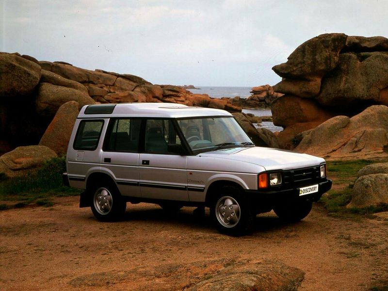 Land Rover Discovery I، دفع رباعي 5 أبواب — منظر أمامي أيمن