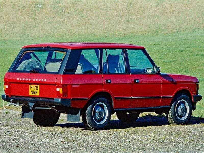 Land Rover Range Rover I، دفع رباعي 5 أبواب — منظر خلفي أيسر