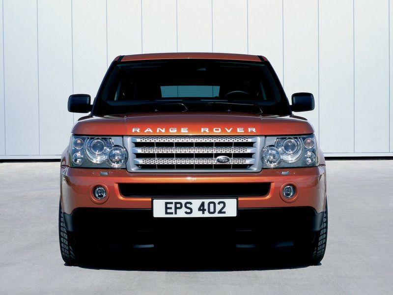 Land Rover Range Rover Sport I (L320)، دفع رباعي 5 أبواب — منظر أمامي