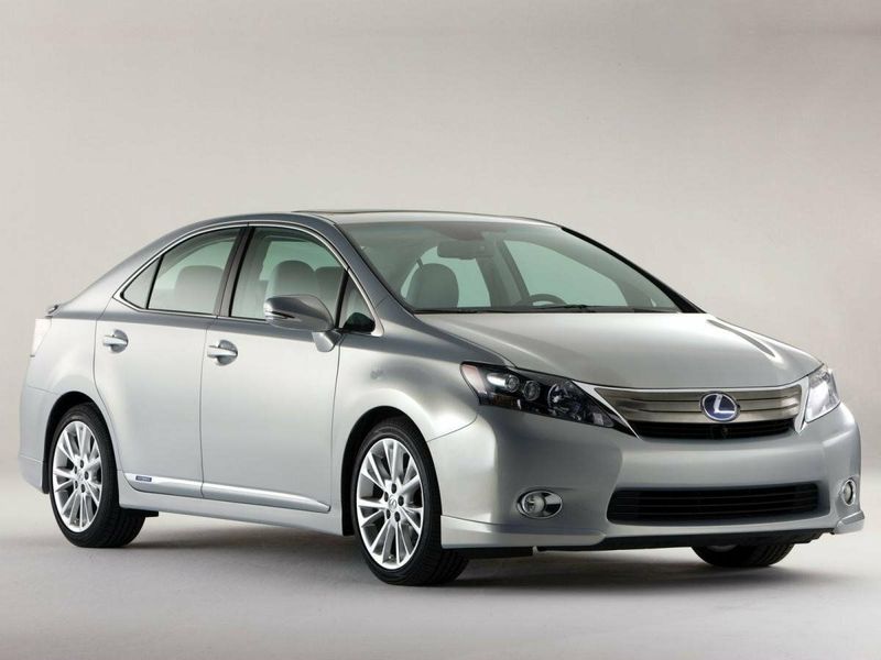 Lexus HS I، سيدان — منظر أمامي أيمن