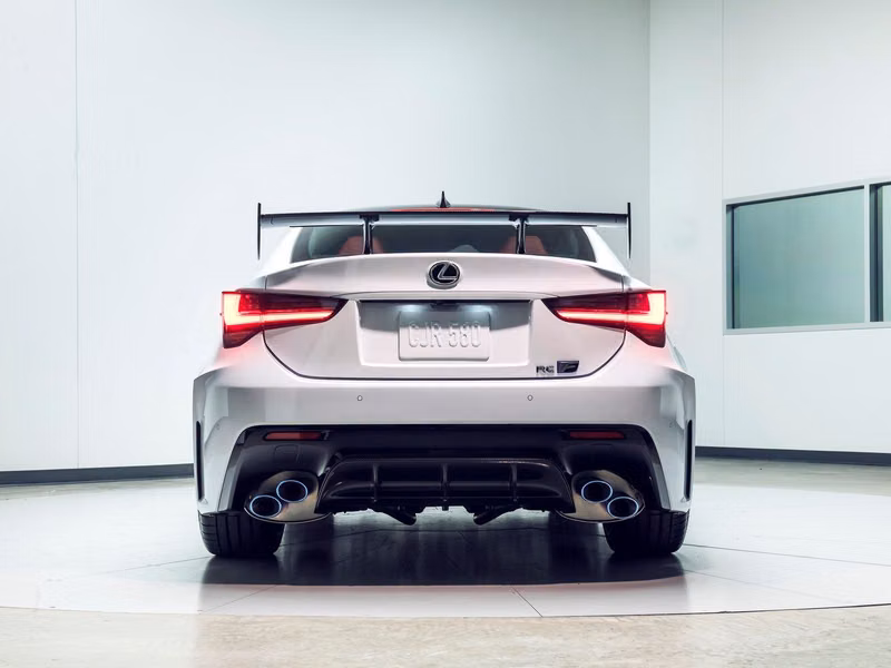 Lexus RC F أنا فيس ليفت، كوبيه — منظر خلفي