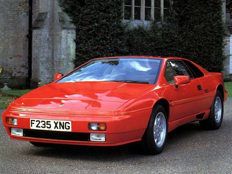 Lotus Esprit IV, Купе — вид спереди справа