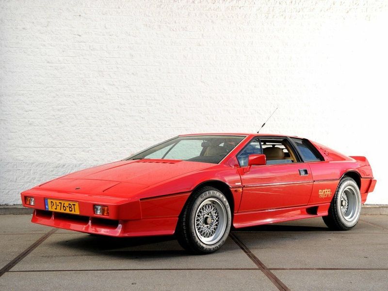 Lotus Esprit III, Купе — вид спереди справа