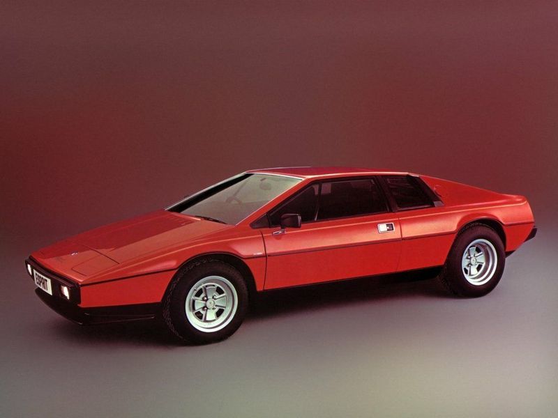 Lotus Esprit II, Купе — вид спереди справа