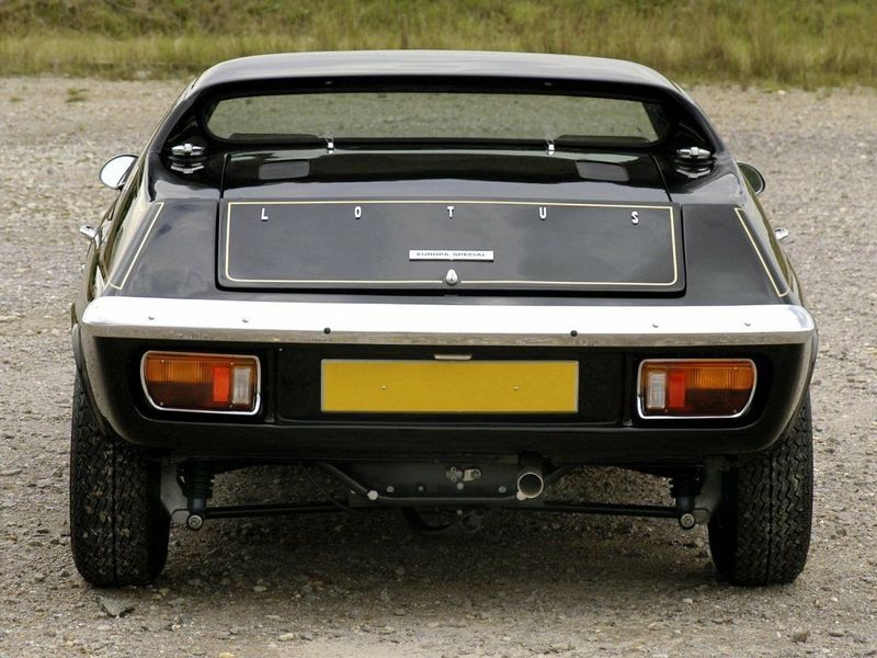 Lotus Europa, Купе — вид сзади