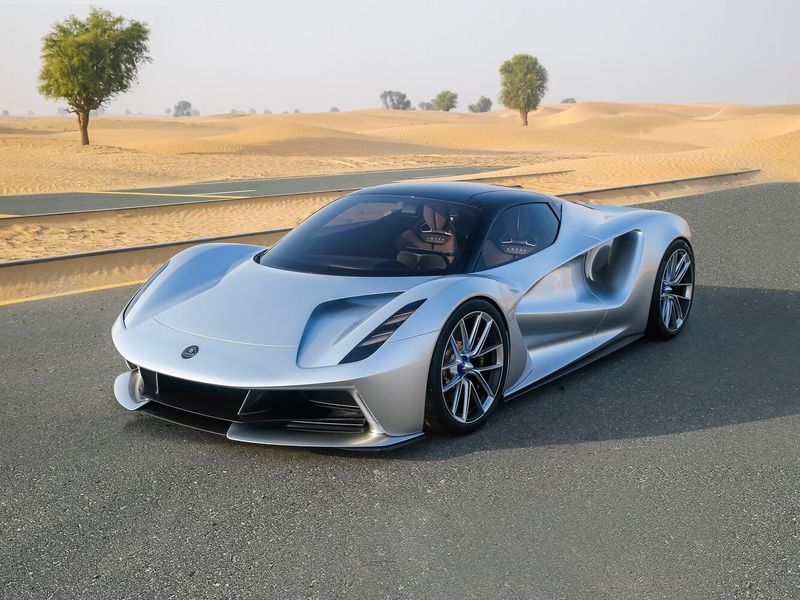 Lotus Evija, Купе — вид спереди в три четверти