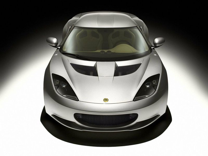 Lotus Evora, Купе — вид спереди