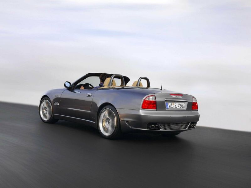 Maserati 4200 GT, Кабриолет — вид сзади справа