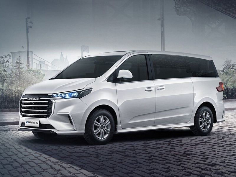 Maxus G20, Минивэн ES — вид спереди слева