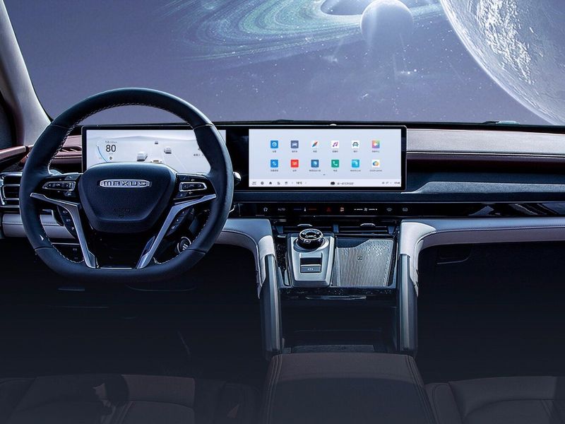 Maxus Interstellar, Пикап двойная кабина h — место водителя