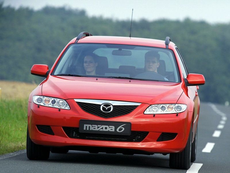 Mazda 6 I (GG)، واجون 5 أبواب — منظر أمامي