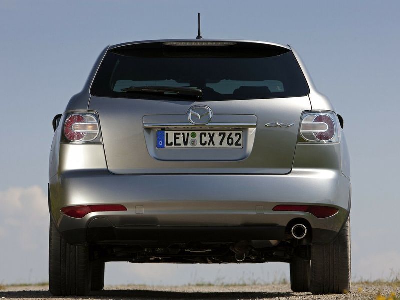 Mazda CX-7 أنا فيس ليفت، دفع رباعي 5 أبواب — منظر خلفي