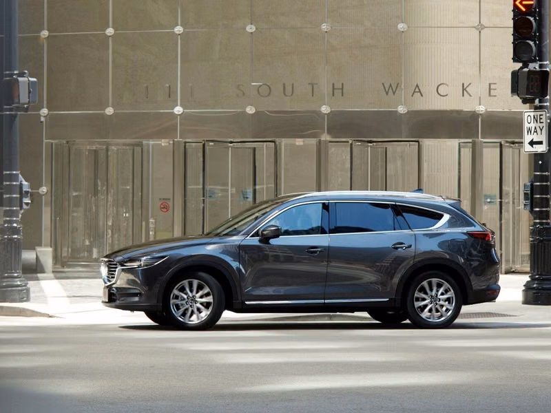 Mazda CX-8 I، دفع رباعي 5 أبواب — منظر من الجانب الأيسر